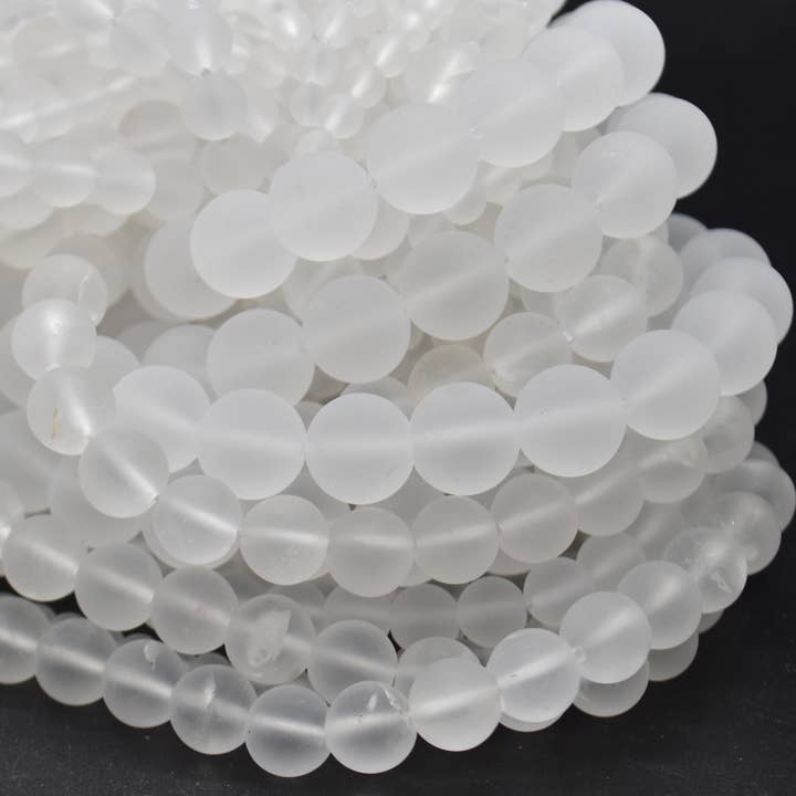 Perles Rondes Givrées en Quartz Clair Naturel de Qualité A pour la vente par Oriental Direct Craft Supplies