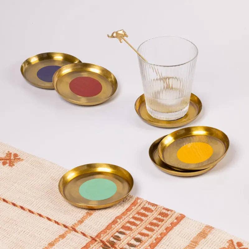 Casa Amarosa - Vente Sous-verre - Dessous de verre Cirque en métal finition dorée - Lot de 4, 3,93 pouces2