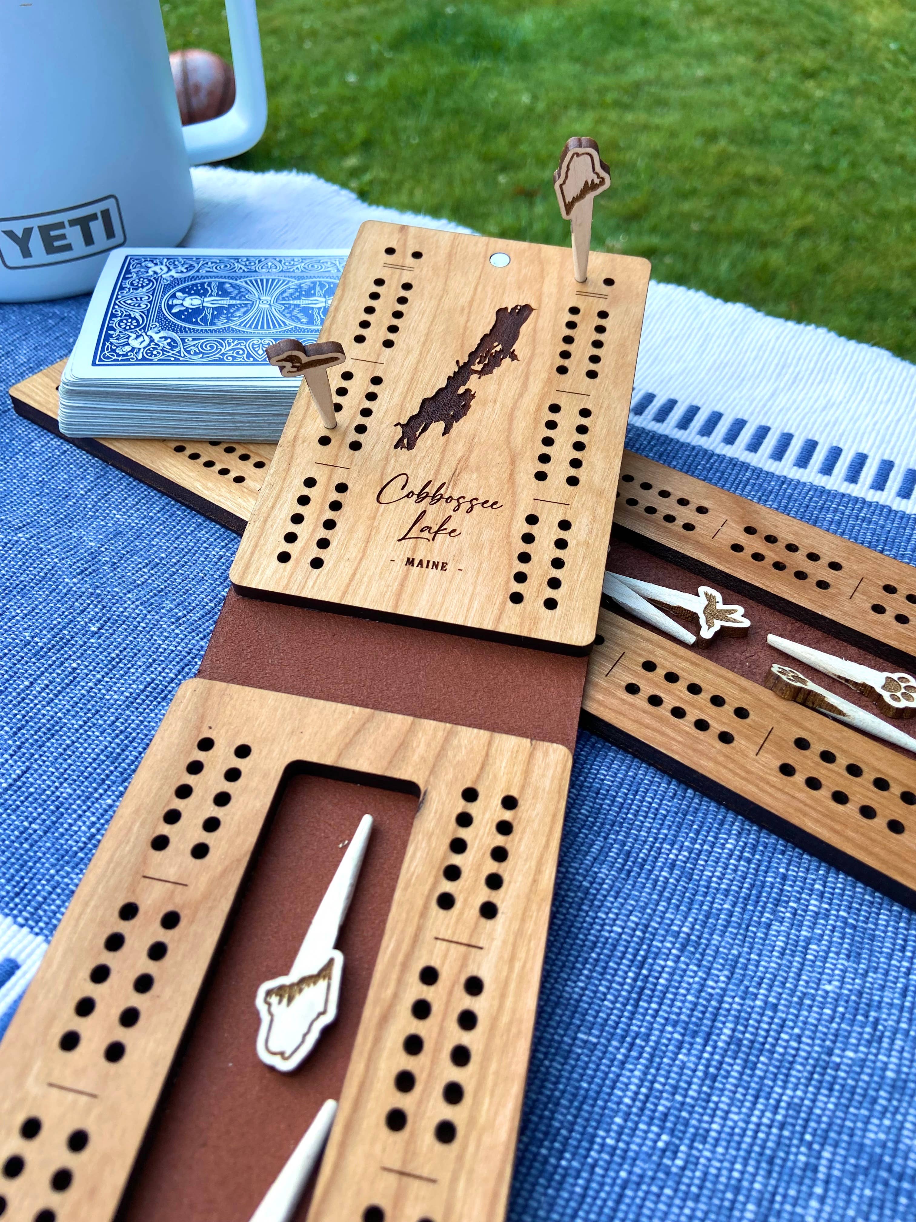 Cast & Carve - Vendita all'ingrosso Giochi da tavolo - Tavola da viaggio per cribbage - Design personalizzato con picchetti unici2