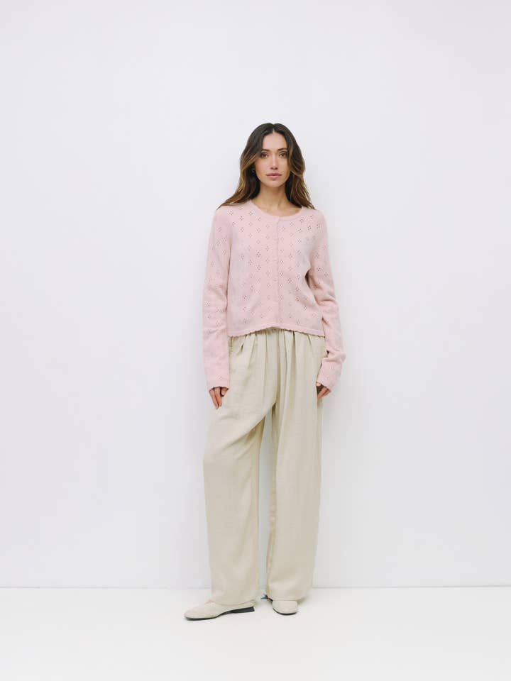 Le Cardigan Carmela | Cardigan Pointelle à Bords Festonnés pour la vente par All Row