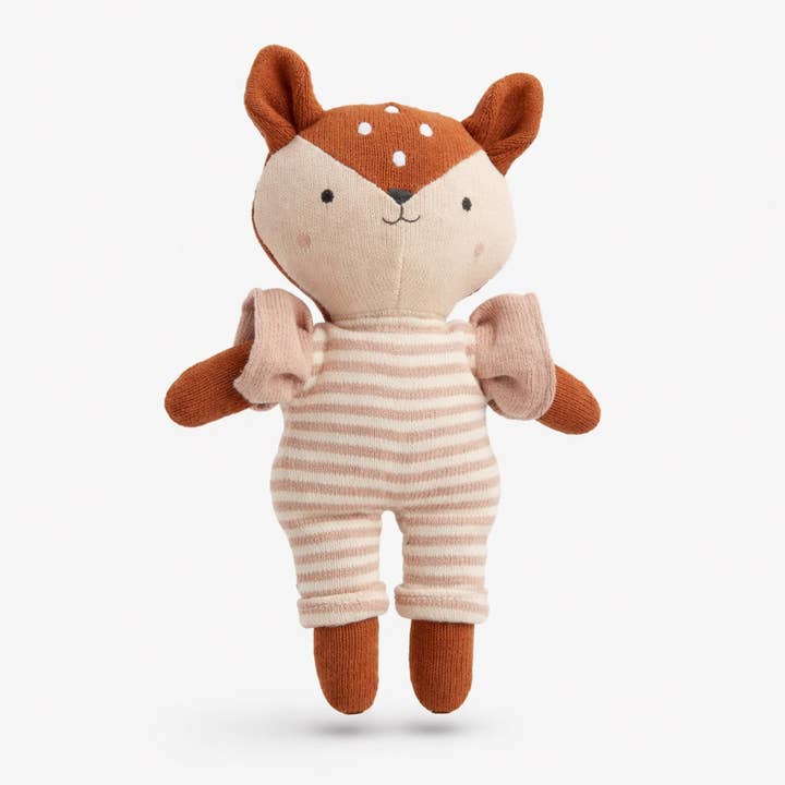 Peluche de cerf tricoté – Cadeau de naissance en peluche douce pour la vente par Little Otja