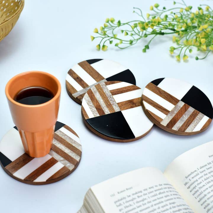 24 stykker brune træharpiks søde underlag Fancy for engroshandel hos Daana Paani LLC