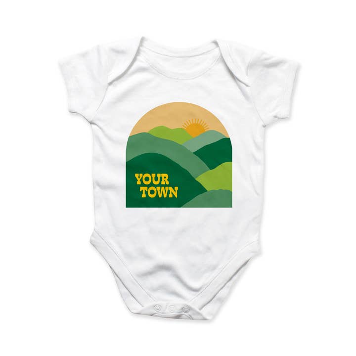 Personlig City Baby bodysuit - Green Valley View for engroshandel hos Rock Scissor Paper