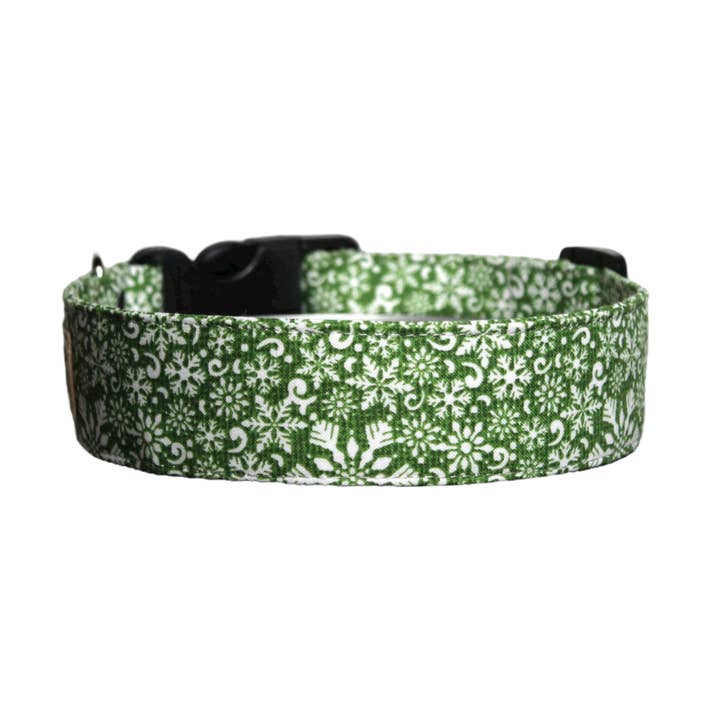 Green snowflake Christmas dog collar - The Grinch for wholesale by Paper Chasing Collars Dog Accessories