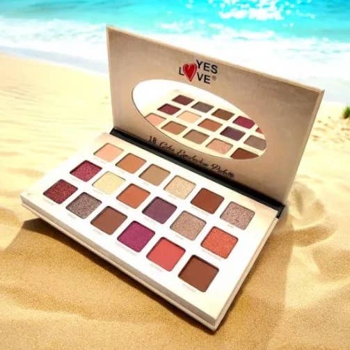 LS GROUP - Wholesale Eyeshadow Palette - XXL Eyeshadow Palette