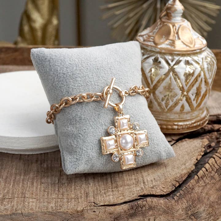 PennyLine inc - Wholesale Charm/Dangle Bracelet - Divine Gleam – Hammered Cross Toggle Bracelet with Pearls & Crystals2