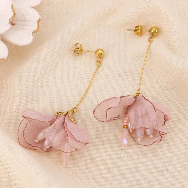 Brincos de aço boêmio haste cristal flor 0325037 por atacado de Lilas de Seine