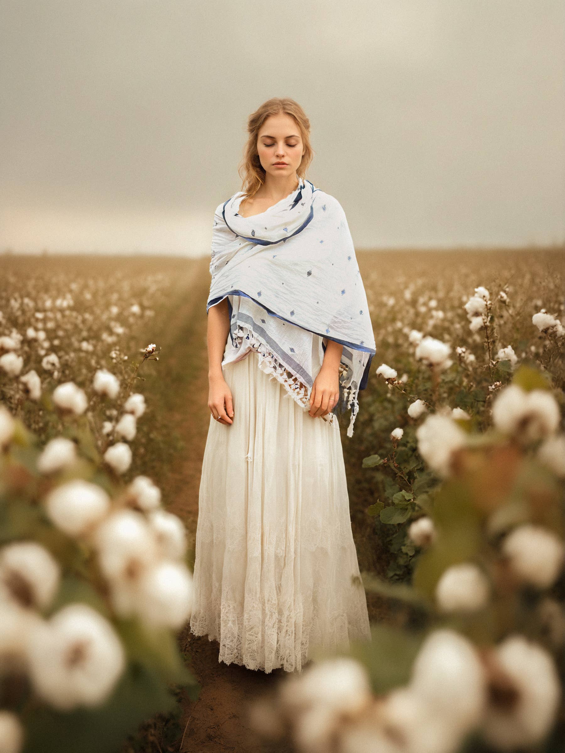 Storie – wholesale Scarf – Women's –  Dupatta Shawl, Blue Buti Hand Loomed Cotton5