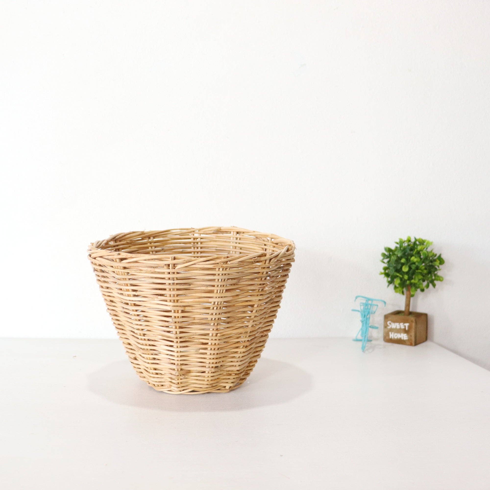 Thaihomeshop - Wholesale Basket - Small Thai Rattan Basket - Storage & Organization6