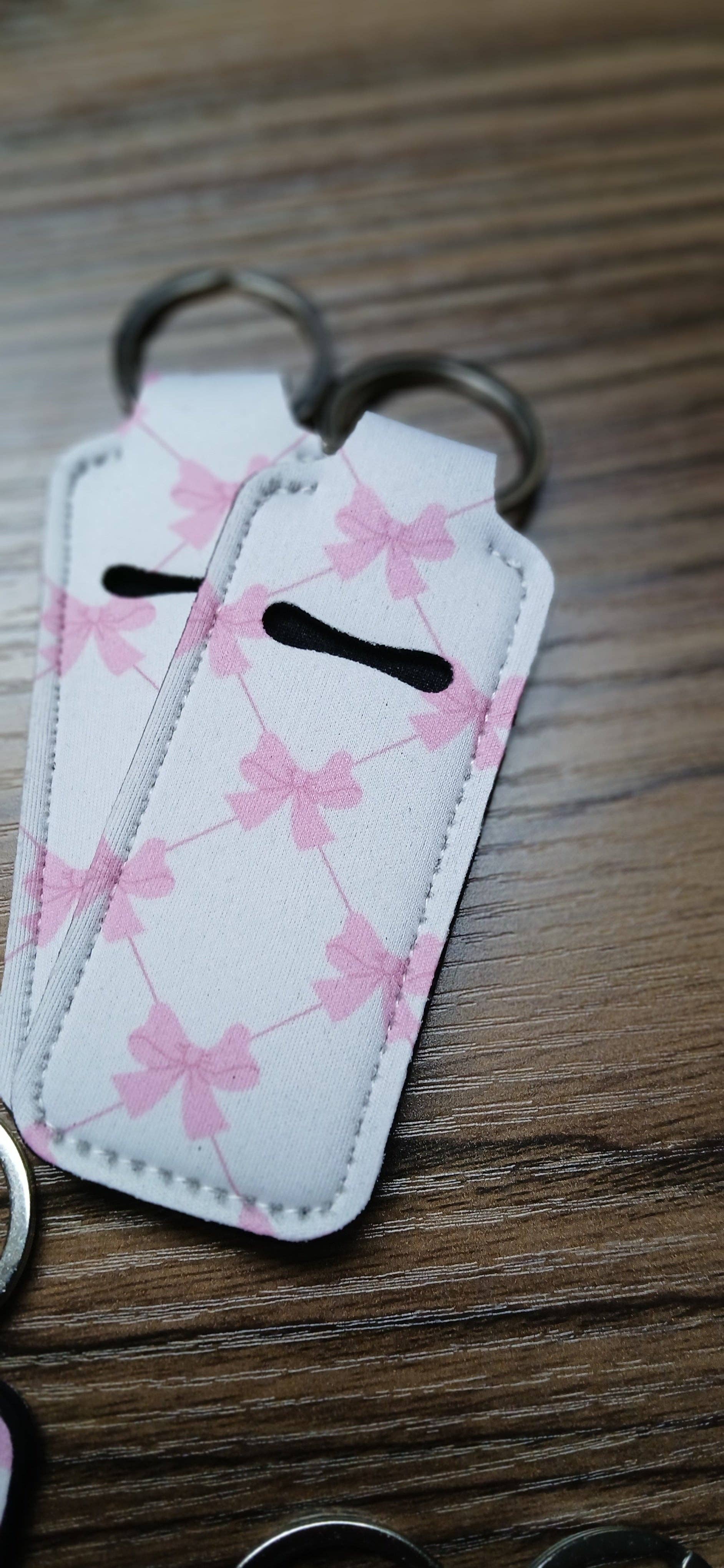 MadeByHBK - Wholesale Keychain - Unisex - Heart and Bows Lipgloss Keychain Holders5