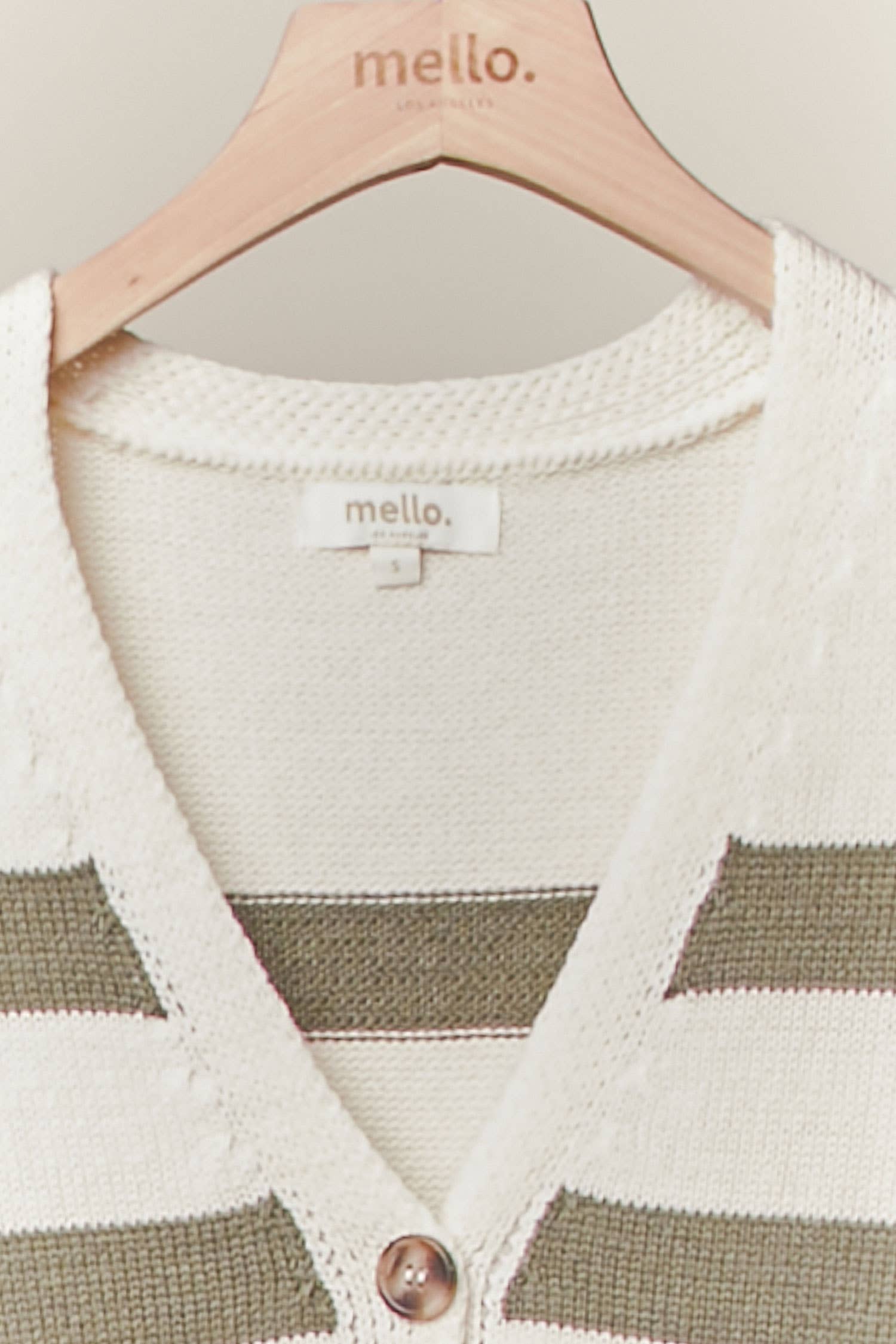 Mello. - Wholesale Cardigan - Women's - Striped  V Neck Knit Cardigan2