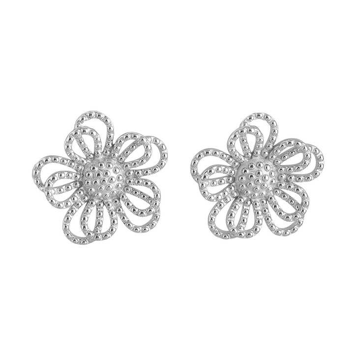 Boucles d'oreilles en argent avec contour de fleur texturé pour la vente par White Leaf