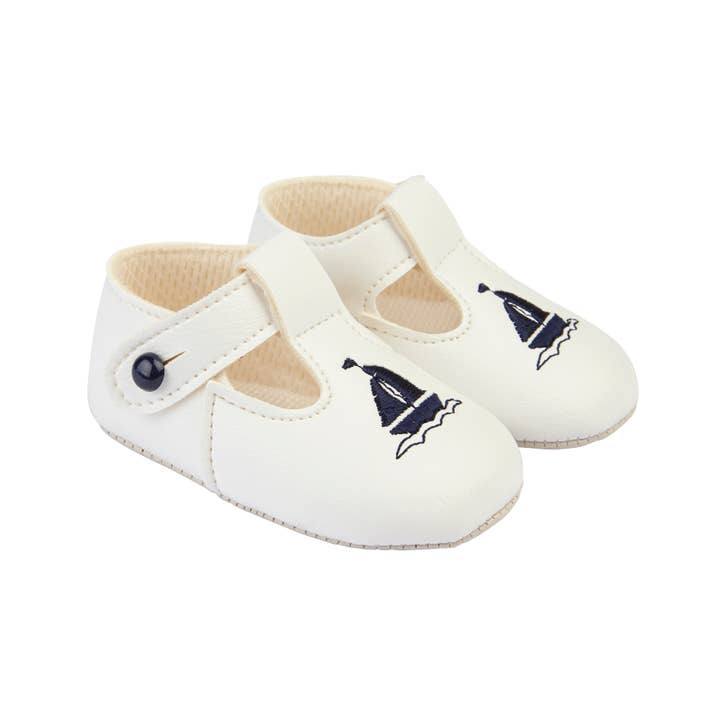 Early Days & Baypods - Wholesale Crib Shoes - Baby - B119 soft sole button T-bar with Yacht embroidery