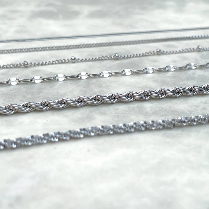 Blueyejewelry - Wholesale Link & Chain Bracelet - Dainty Silver Bracelets - Waterproof Chain Bracelets4
