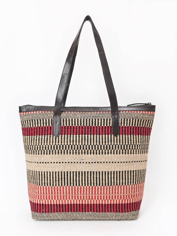 Handvävd randig flerfärgad tote med läderhandtag för wholesale av Ganges Grain Inc