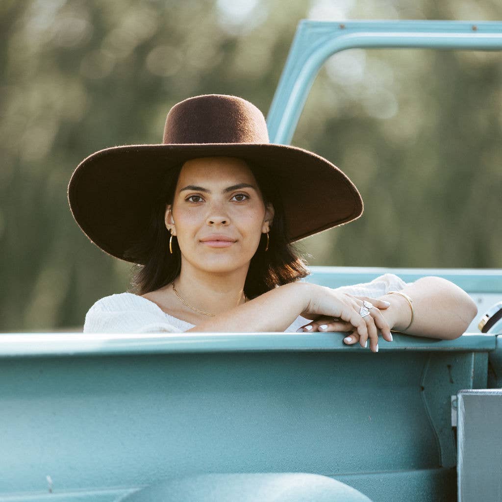 Steel & Clover – Engroshandel Hængeøreringe og creoløreringe – La Glace Minimalistisk krog ørering2