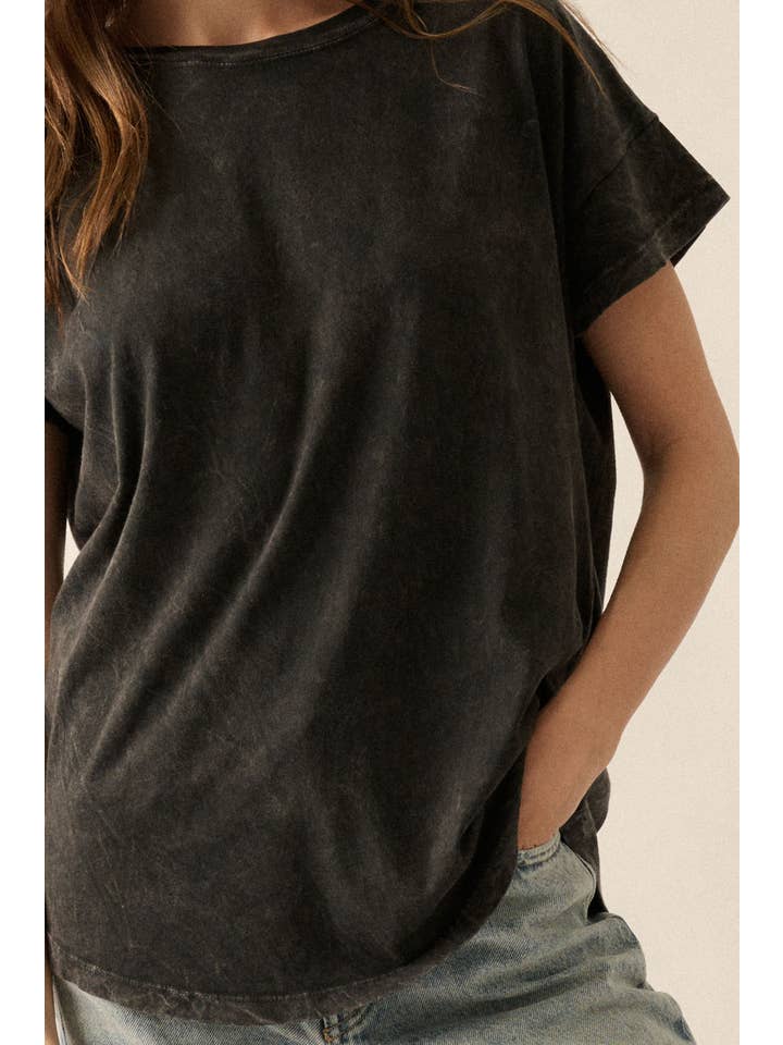 Promesa USA - Wholesale T-Shirt - Women's - Mineral Washed Dolphin-Hem Drop-Shoulder Tee