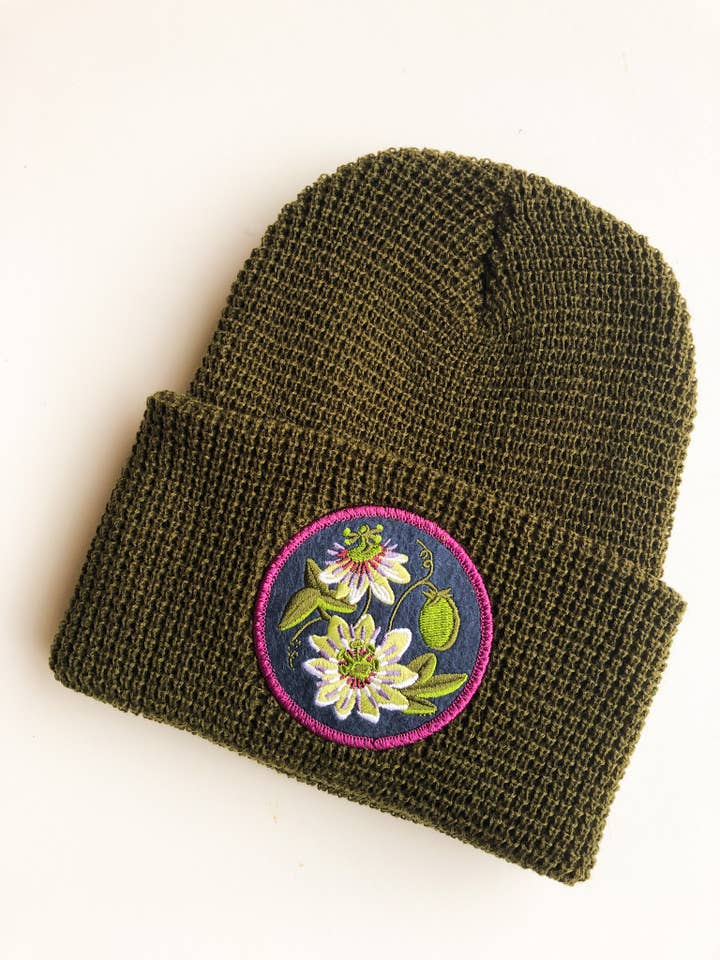 Passionsblume Einheimische Pflanze Patch Waffel Beanie Mütze für den Großhandel von Solstice Handmade