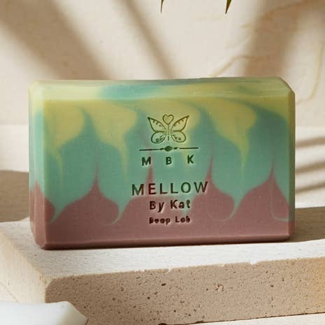 Kira - Bain Moussant Énergisant pour la vente par MBK - Mellow By Kat | Soap Lab