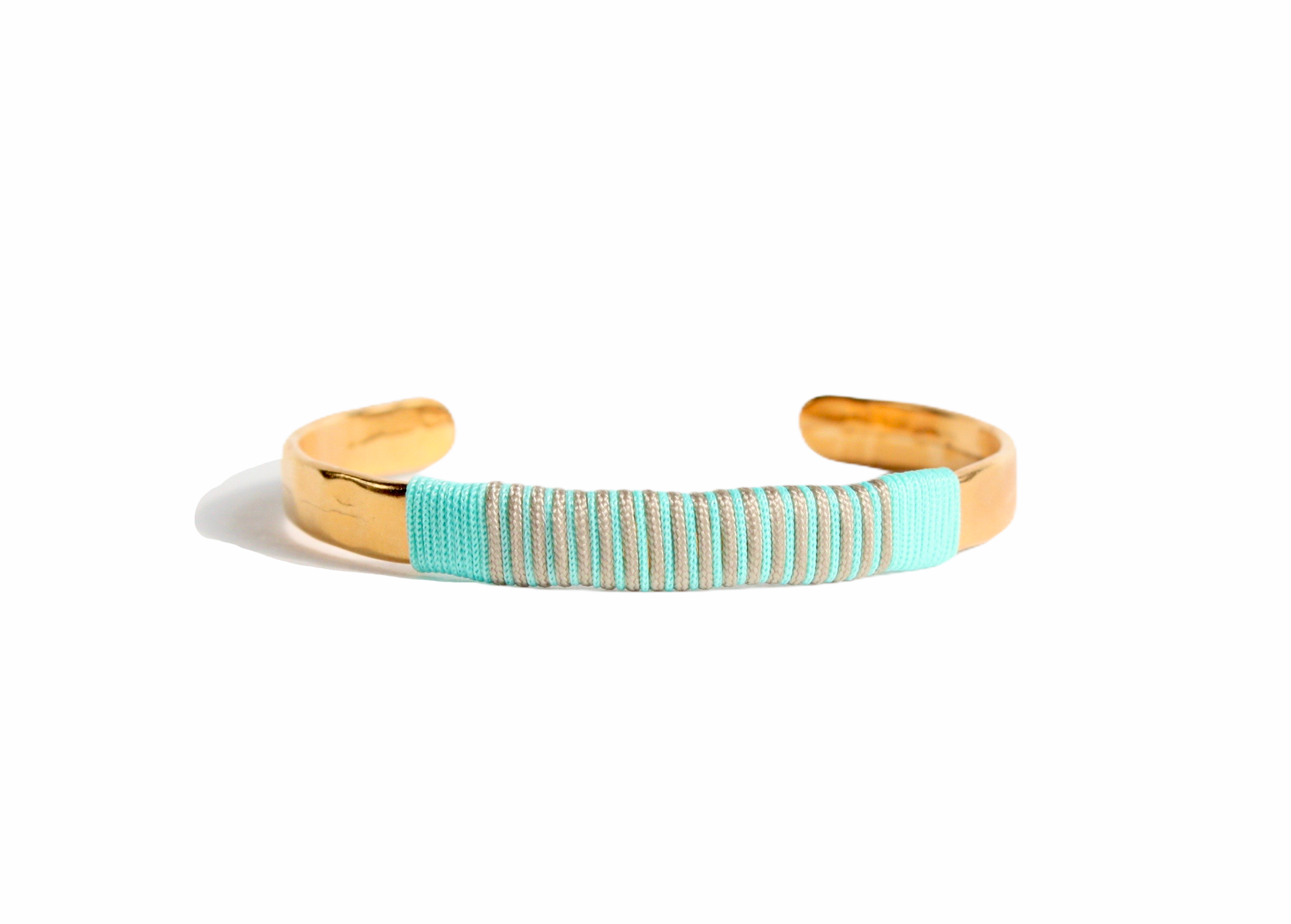 Araracuara - Wholesale Bangle Bracelet - GUATAPURI adjustable bracelet with colorful threads16