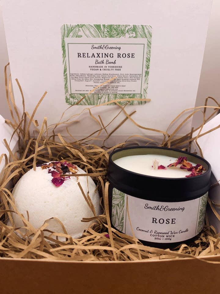 Relaxing Rose Candle & Bath Bomb Eco-Friendly Gift Set for wholesale by Smith & Greening