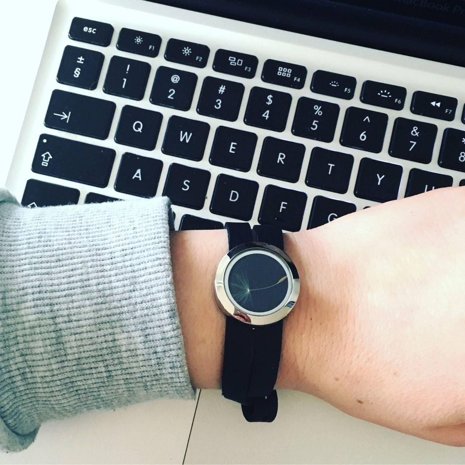 My Little Nature - Vendita all'ingrosso Braccialetto con ciondolo/pendente - Desideri nel Vento: Bracciale in Pelle con Semi di Dente di Leone7