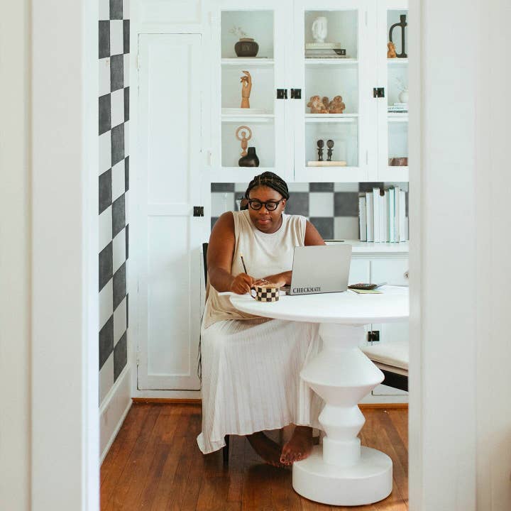 Urbanwalls - Wholesale Behangrol - Geruite achtergrond12