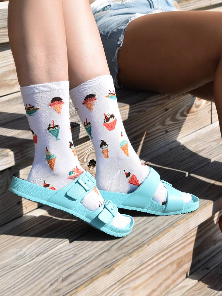 Infinity Classics International Inc. - Wholesale Socks - Women's - MeMoi Ice Cream Sundae Bamboo Crew Novelty Socks2