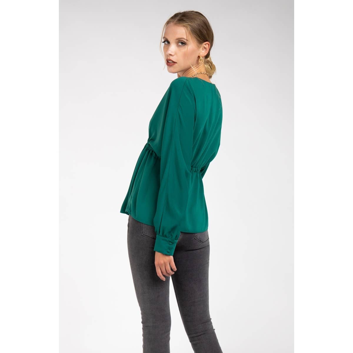 Naked Zebra Rack – Großhandel Bluse – Damen – Bluse mit Raglanärmeln und Bindedetail auf der Vorderseite5