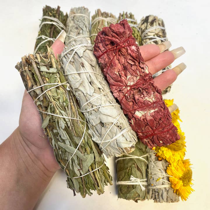 Moon Mountain Gems - Wholesale Sage Bundle - 25pc Assorted Sage Bundle