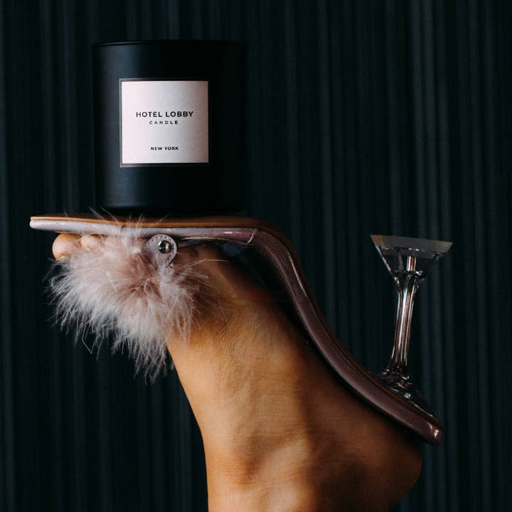 Hotel Lobby Candle - Wholesale Jar/Filled Candle - New York - Luxury Fall Scented Soy Candle - 9.75 oz2