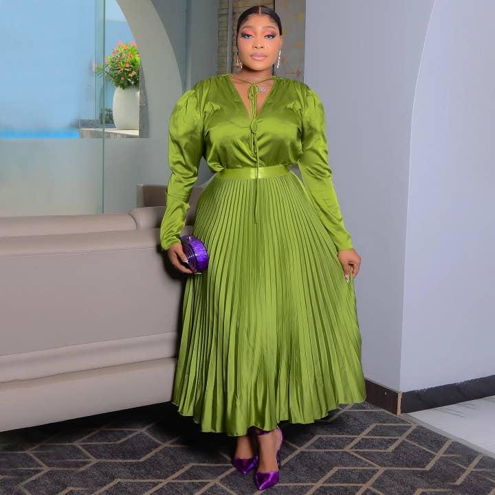 Ensemble de robe élégante à manches longues et couleur unie pour la vente par DREAM VERA APPAREL