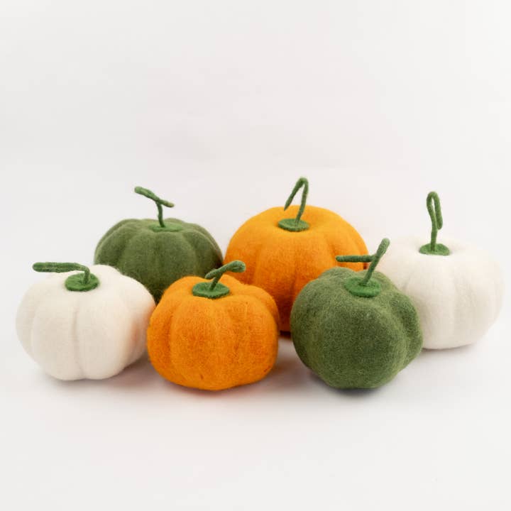 The Winding Road – Großhandel Tischdeko – Halloween-Dekoration - Kürbis - Orange - 2 Größen3