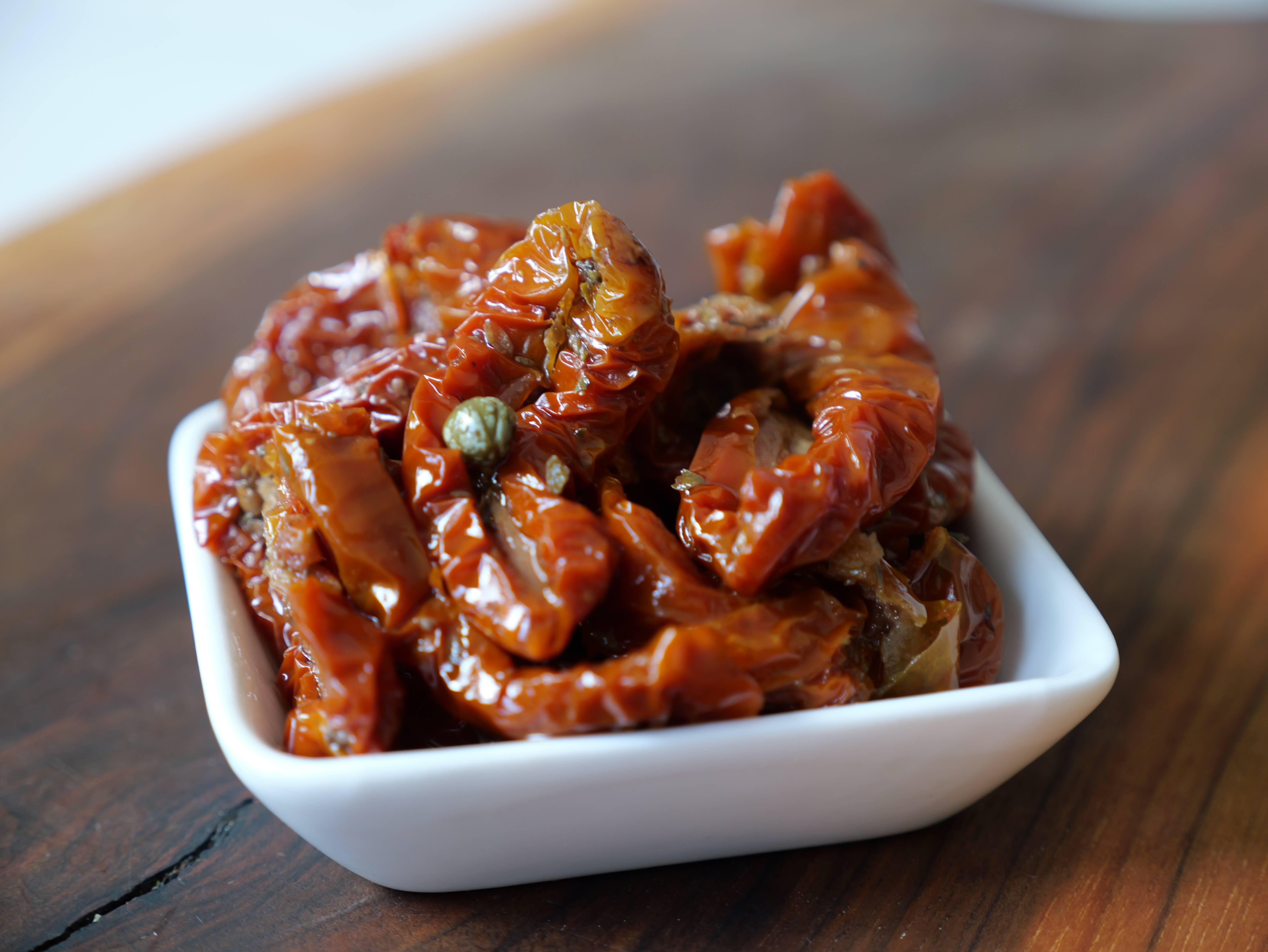 SOLENZI - Wholesale Pickled Vegetables - Sun-dried TOMATOES Antipasto - 180g Jar1