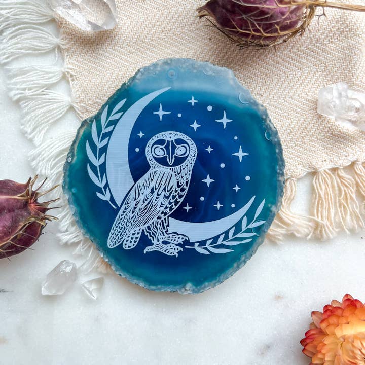 Fractalista Designs - Wholesale Spiritual Stone/Crystal - "Owl" Halloween Decor Engraved Agate Slice Gemstone Crystal