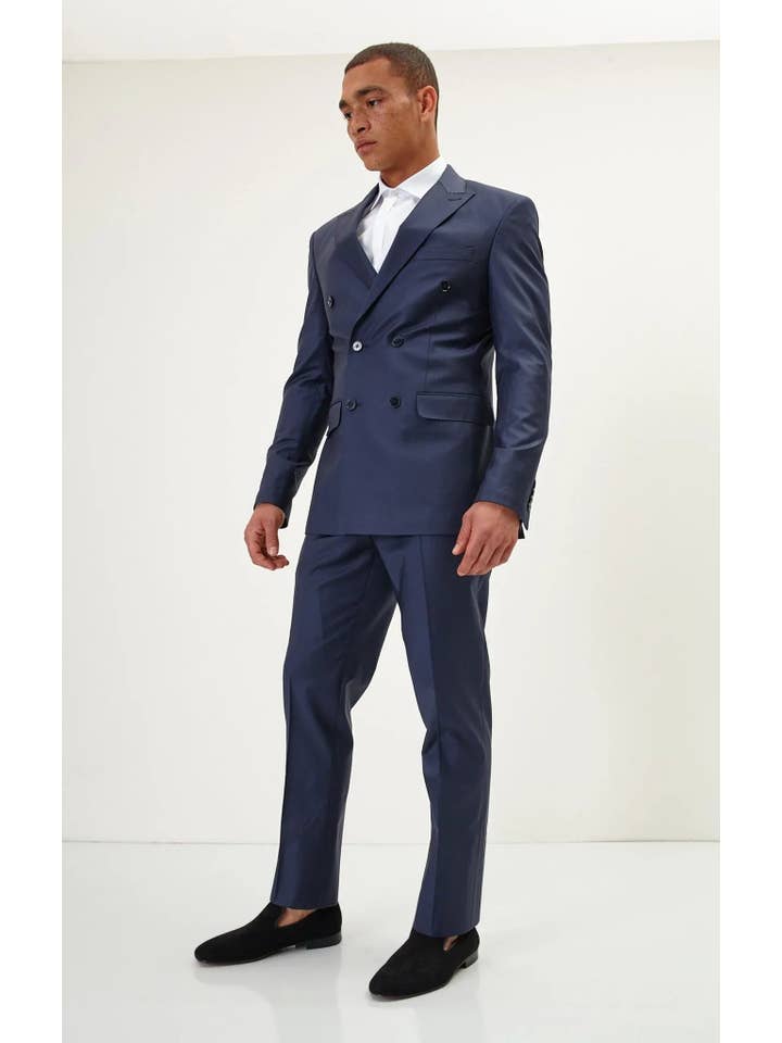 NAVY SOLIDO Abito da uomo Ron Tomson doppiopetto in lana Merino Super 120s, blu navy in vendita all'ingrosso su Faire7