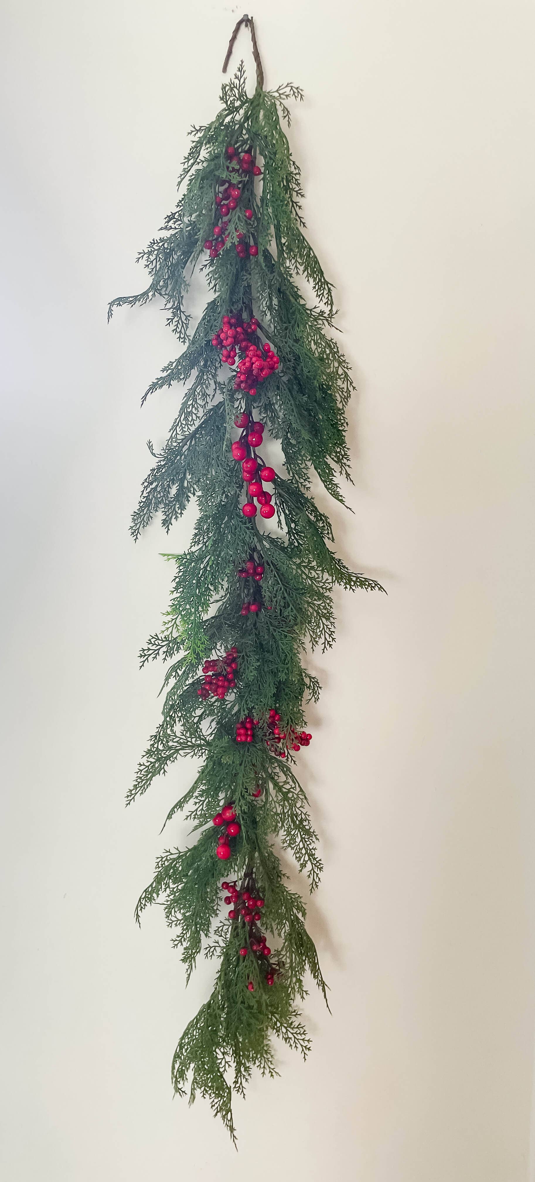 Hycroft Home Decor - Wholesale Bunting/Garland - Red Berry Cedar Garland 60" Real Touch1