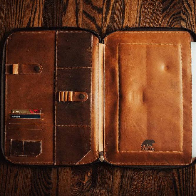 Kodiak Leather - Wholesale Laptop/Tablet Case - Unisex - Buffalo Leather MacBook Portfolio7