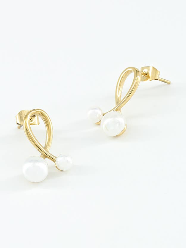 124AQ310 stainless steel earrings for wholesale by BYREN | ÉLINE L'ATELIER