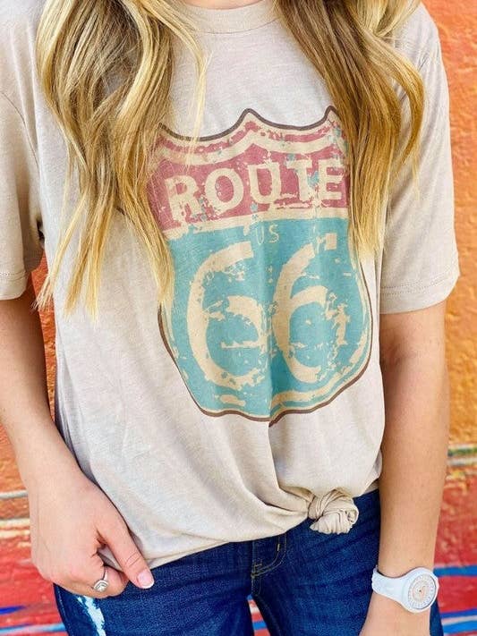 Dash Forward Wholesale – wholesale Screen printed t-shirt – Women′s – Route 66 Distressed Road Sign Tee4