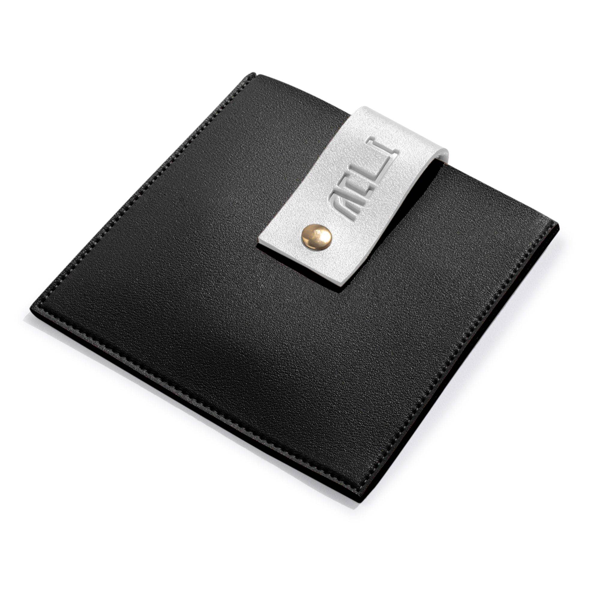 Waterdale Collection - Wholesale Pouch - Women's - Leather Hadlokas Neiros Pouch0