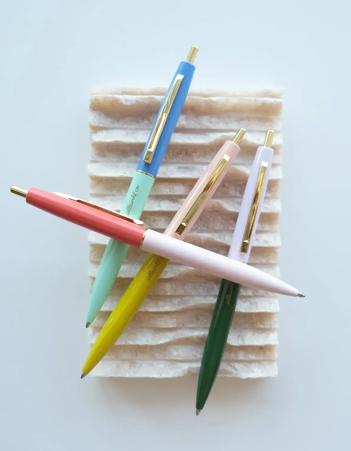 Idlewild Co. – wholesale Pen – Rainbow Retro Pen Set1