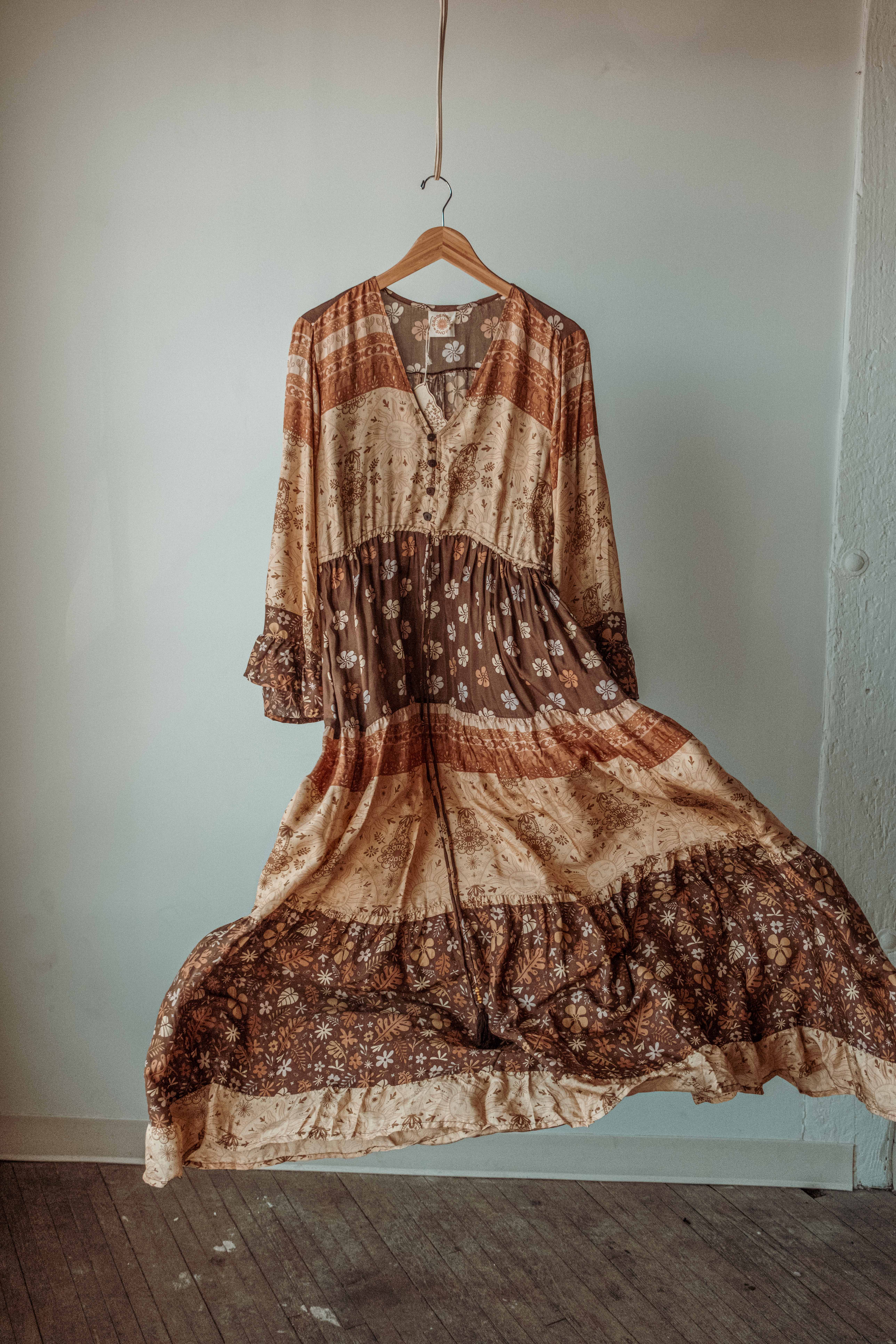 Gardenbelle Shop - Venta al por mayor Vestido - Mujer - Vestido largo hippie bohemio, vestido con mangas acampanadas del solsticio terrenal