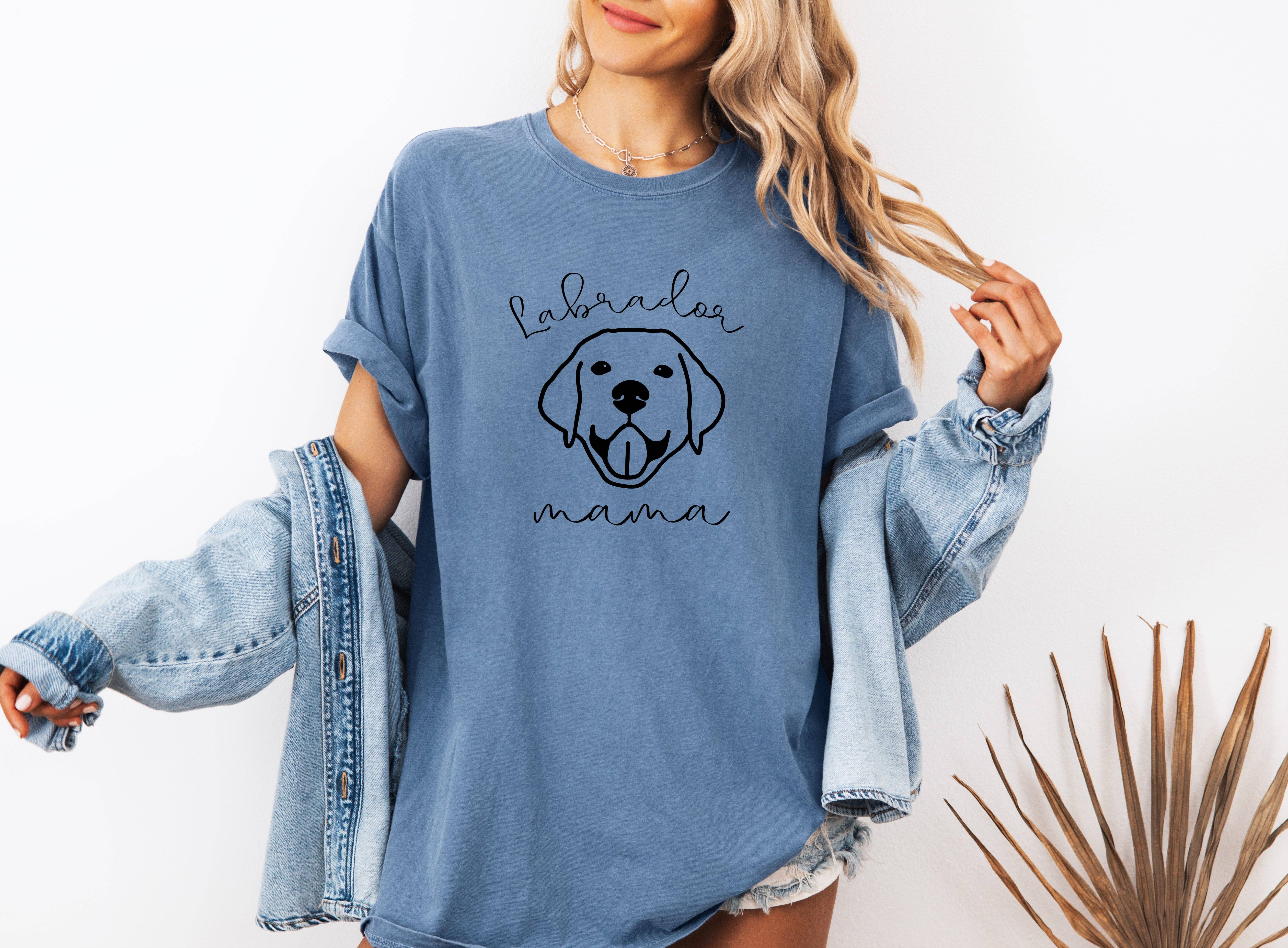 Verita Culture - Wholesale Screen Printed T-Shirt - Women's - Labrador Retriever Dog Mom Comfort Colors T Shirt (Copy)3