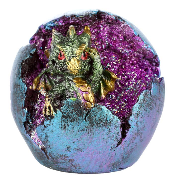 Puckator Ltd - Wholesale Ornament - Baby Dragon LED Geode Hatching Dragon Egg