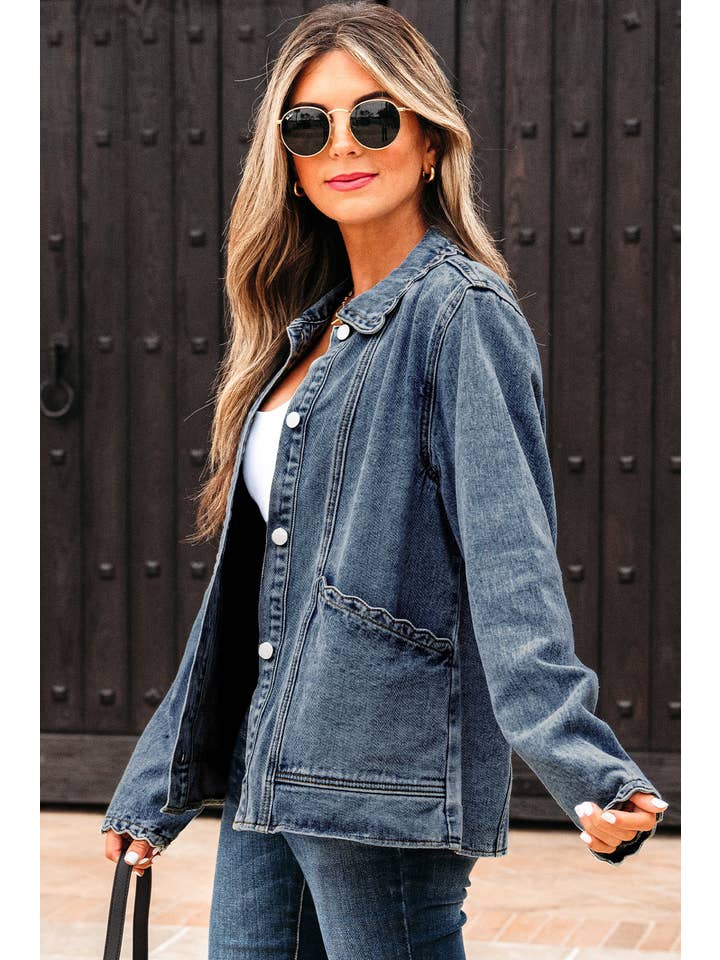 PRETTY BASH - Vente Veste en jean – femme - Veste en denim solide à col festonné avec poches plaquées et boutons.2