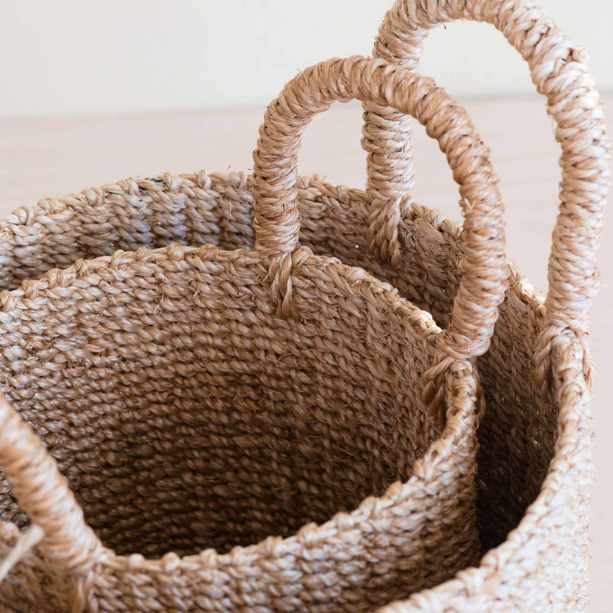 LIKHÂ - Wholesale Basket - Natural Tabletop Mini Basket with Handle Set of 2 - Weave Baskets | LIKHÂ2