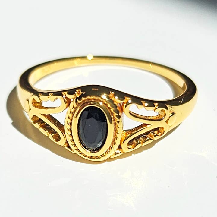 HolyBang Jewels - Wholesale Ring met een steen/solitaire ring - VINTAGE ONYX KANTEN RING - R-F26230