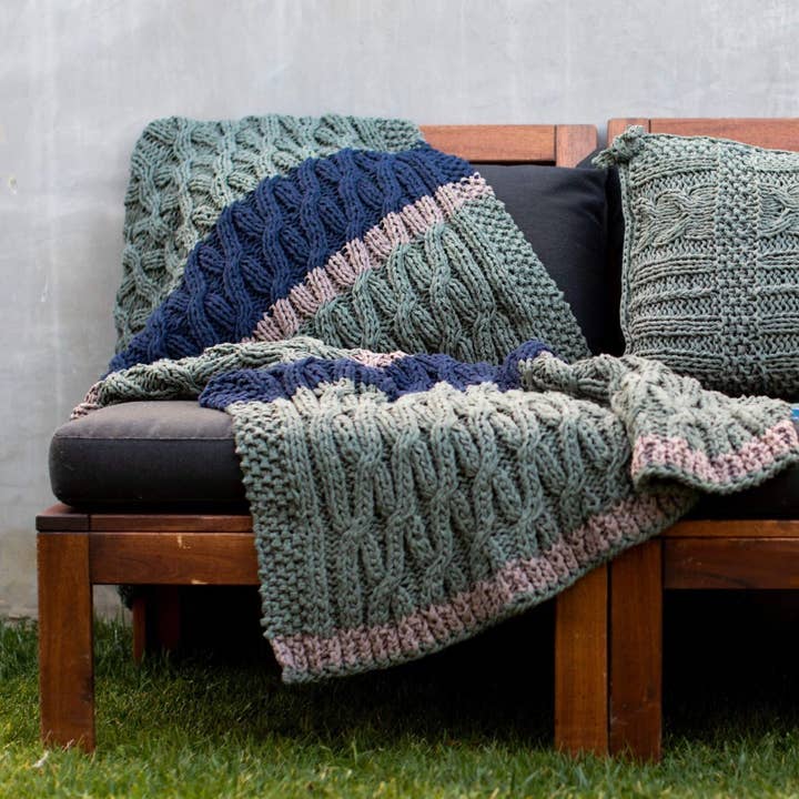 DIY Knitting Kit Cable Blanket Sagres - Blue for wholesale by Hoooked Yarns