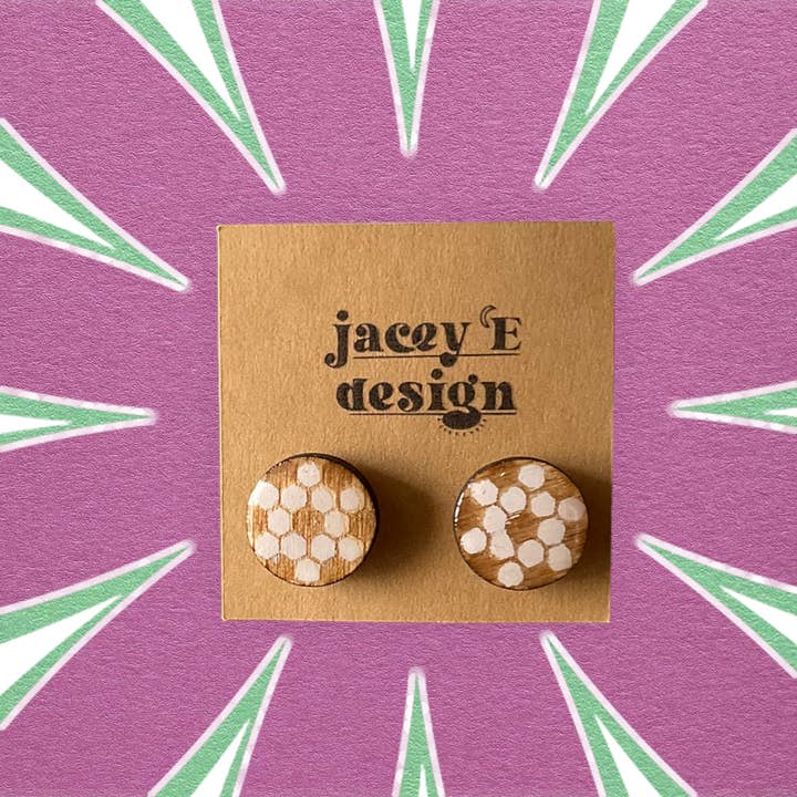 Ballons de football à clous peints avec délicatesse pour la vente par Jacey e Design